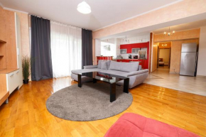 Color Apartments Unirii 14 Blv